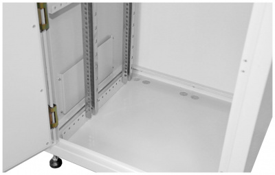 Шкаф антивандальный напольный ШАН-Н 19" 18U ССД