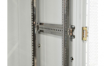 Шкаф телекоммуникационный напольный 19",24U(600x800), ШТ-НП-24U-600-800-П, передняя дверь перфорированная ССД