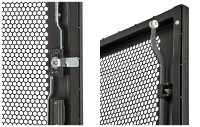 Шкаф телекоммуникационный напольный 19",18U(600x600), ШТ-НП-М-18U-600-600-П-Ч, передняя дверь перфорация, черный ССД